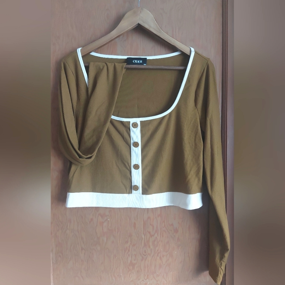 Cider Khaki & Cream Long Sleeve Crop
